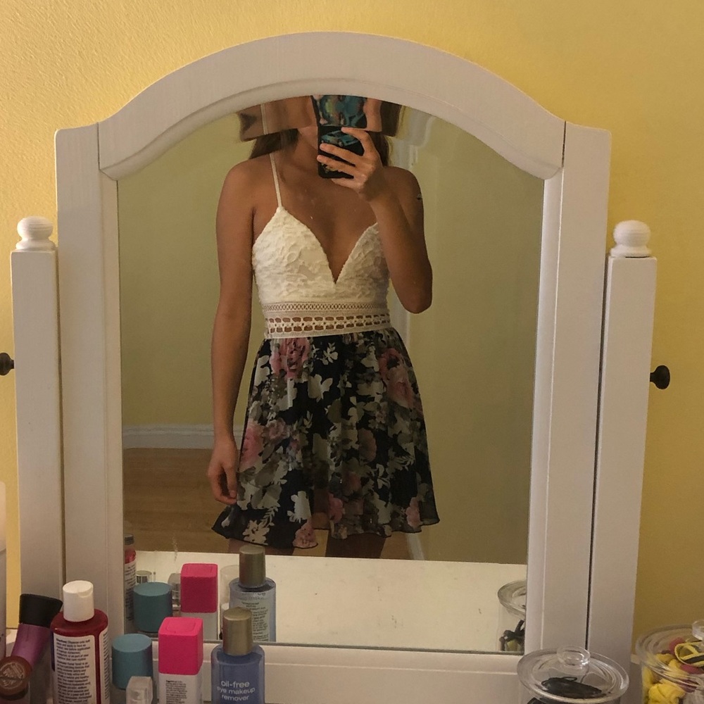 sarah la dress